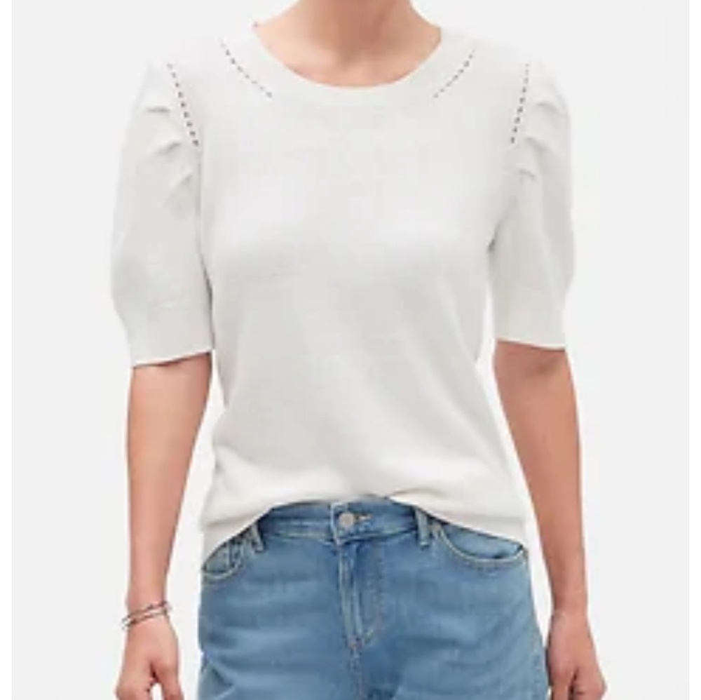 Banana Republic Puff shoulder crew neck sweater
